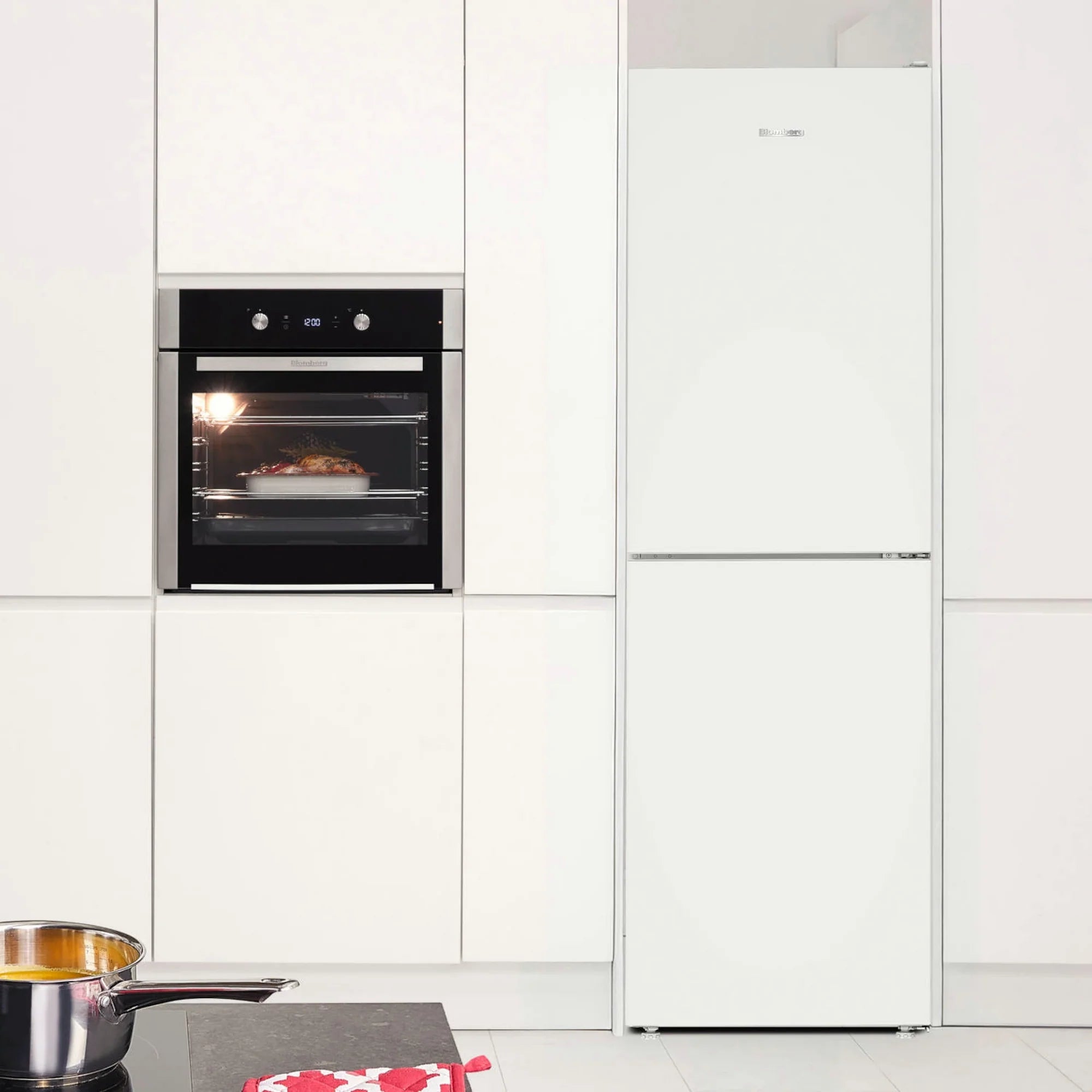 Blomberg VitaminCare+ KND24692V 59.7cm 50/50 Total No Frost Combi Fridge Freezer - White