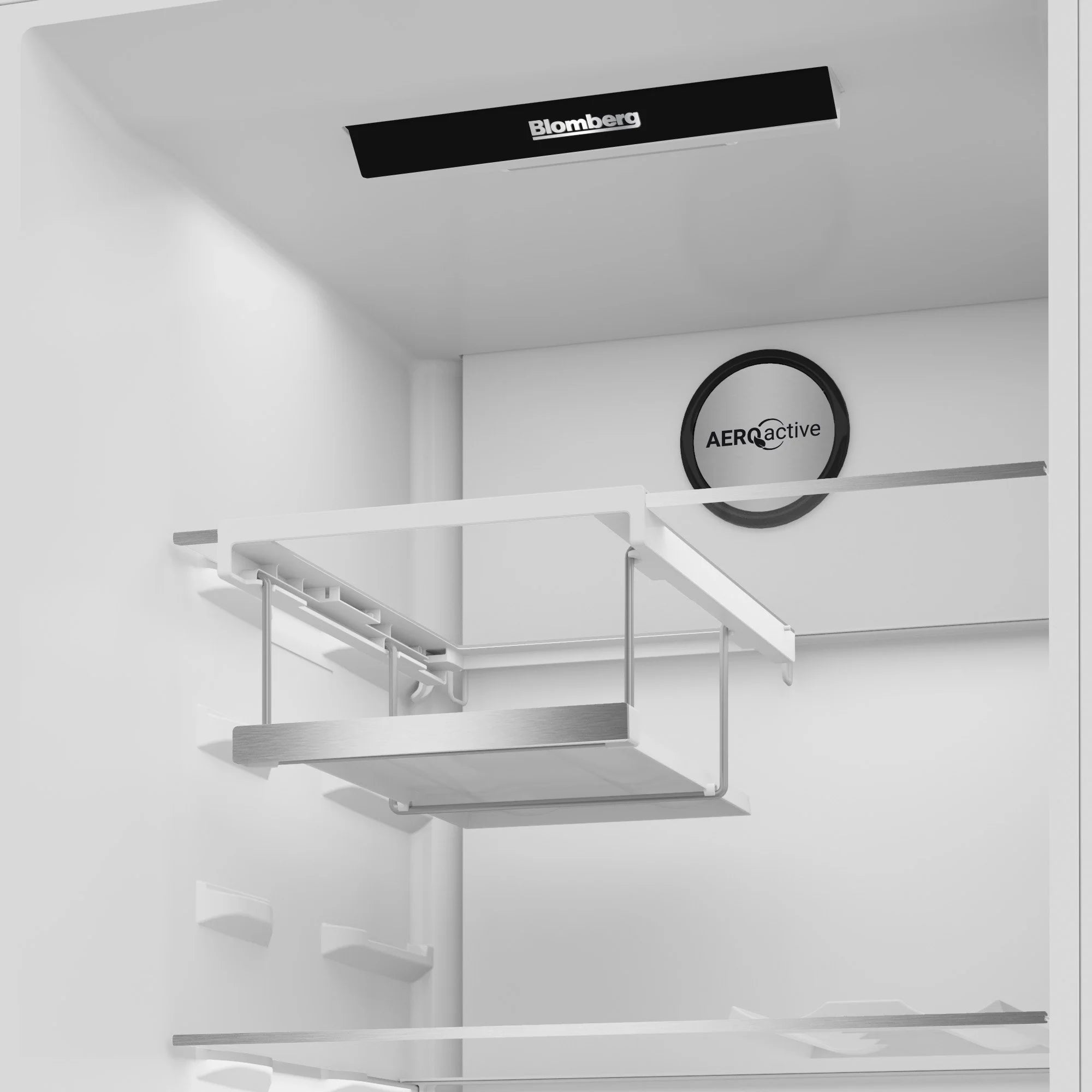 Blomberg SND568VP 59.7cm VitaminCare+ Tall Larder Fridge - White