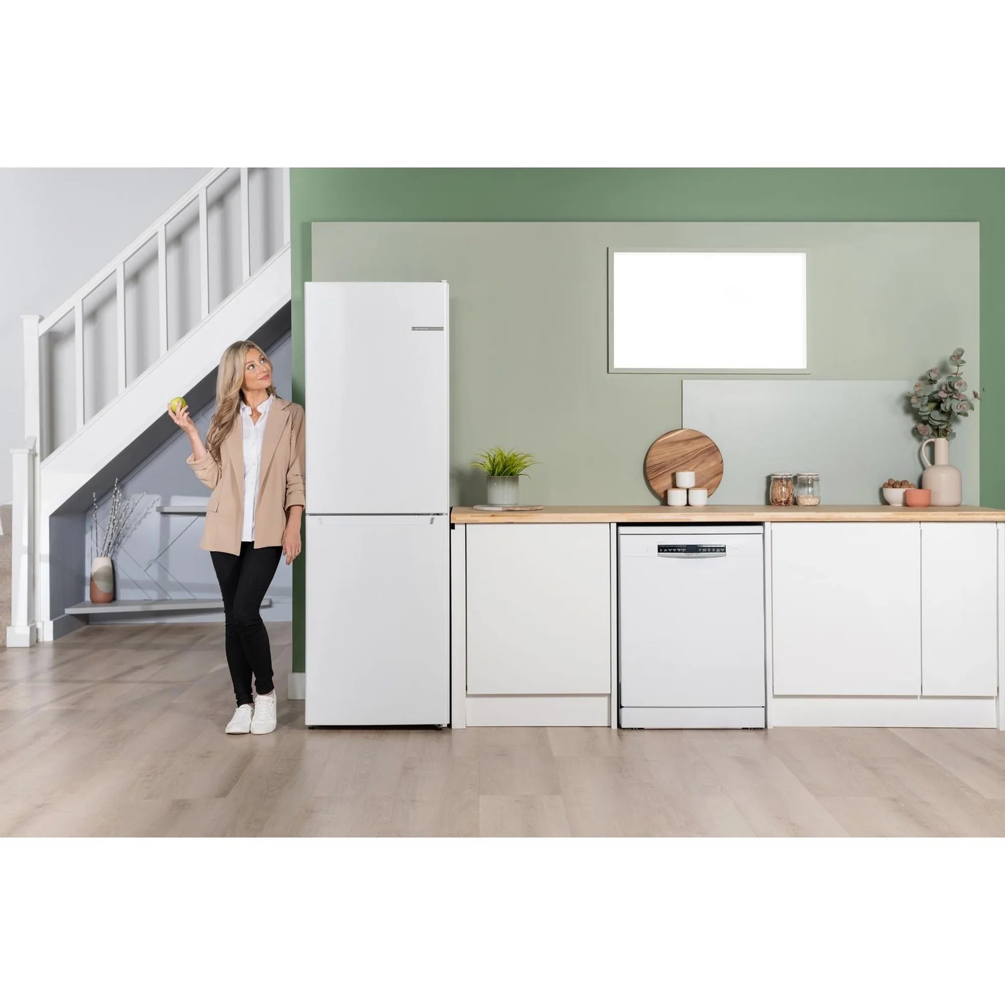 Bosch KGN34NWEAG 60cm 50/50 Frost Free Fridge Freezer - White