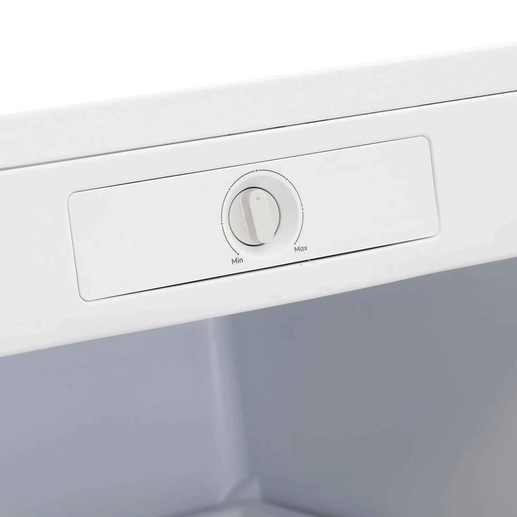 Sensis RFTLF01Z54EW 54.8cm Low Frost Tall Freezer - White