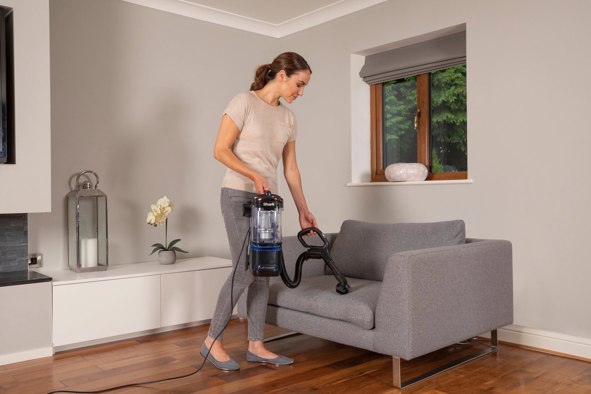 Shark NV602UK Lift-Away Upright Vacuum Cleaner - Blue