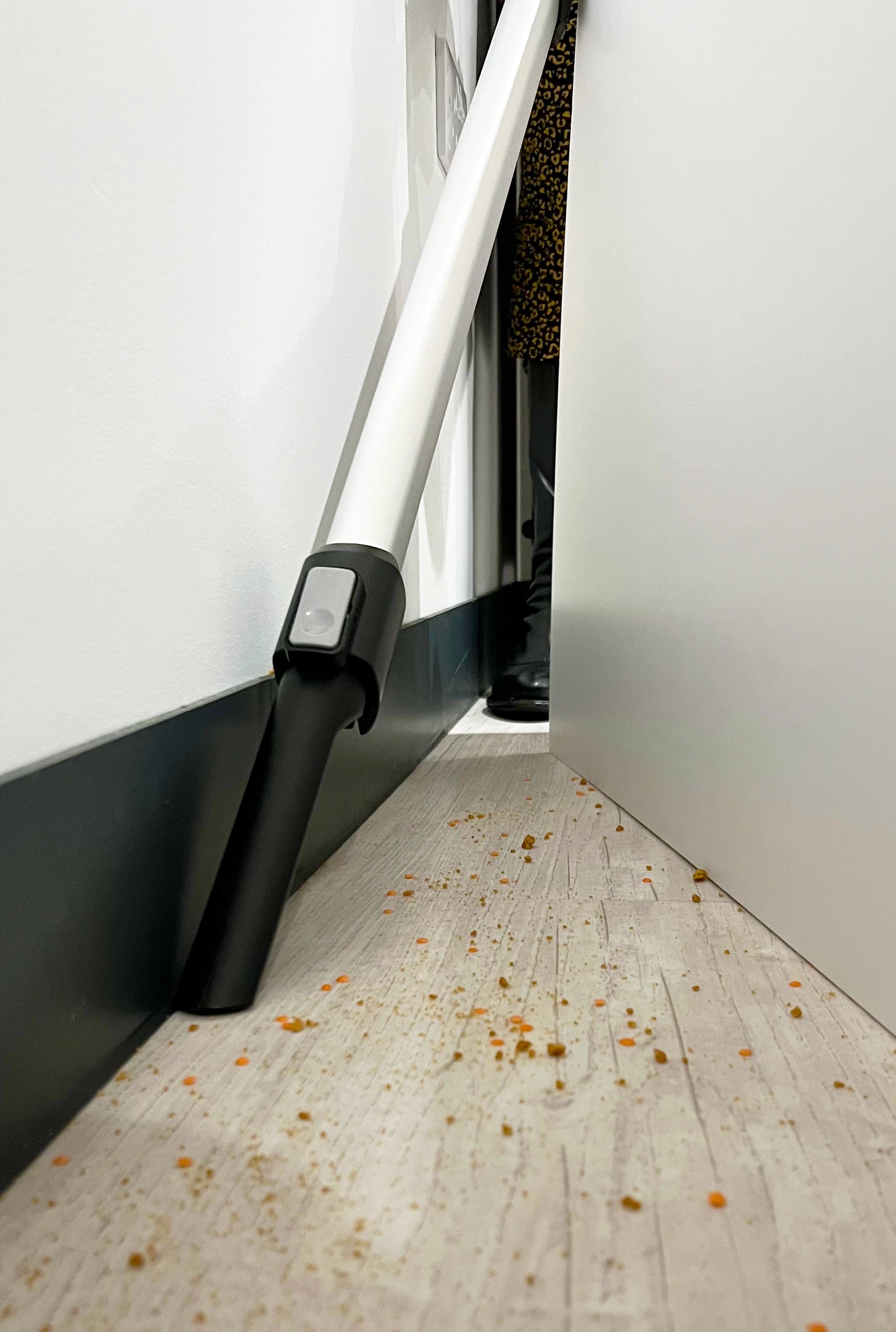 VAX CLSV-B4CS Blade 4 Classic Cordless Vacuum Cleaner - Graphite & Silver