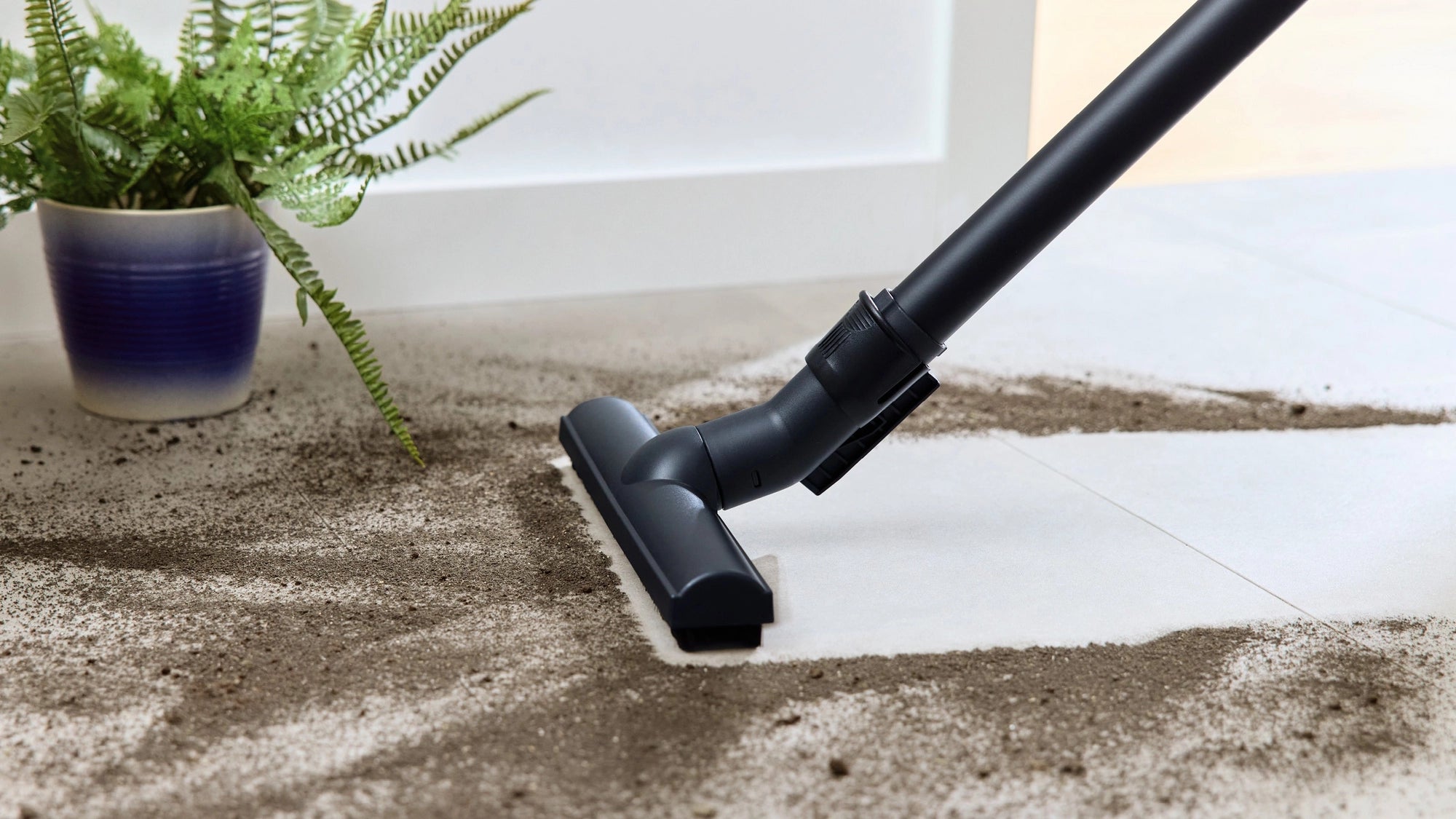 Bosch BGL38BA3GB Serie 4 ProEco 850W Bagged Cylinder Vacuum Cleaner - Black
