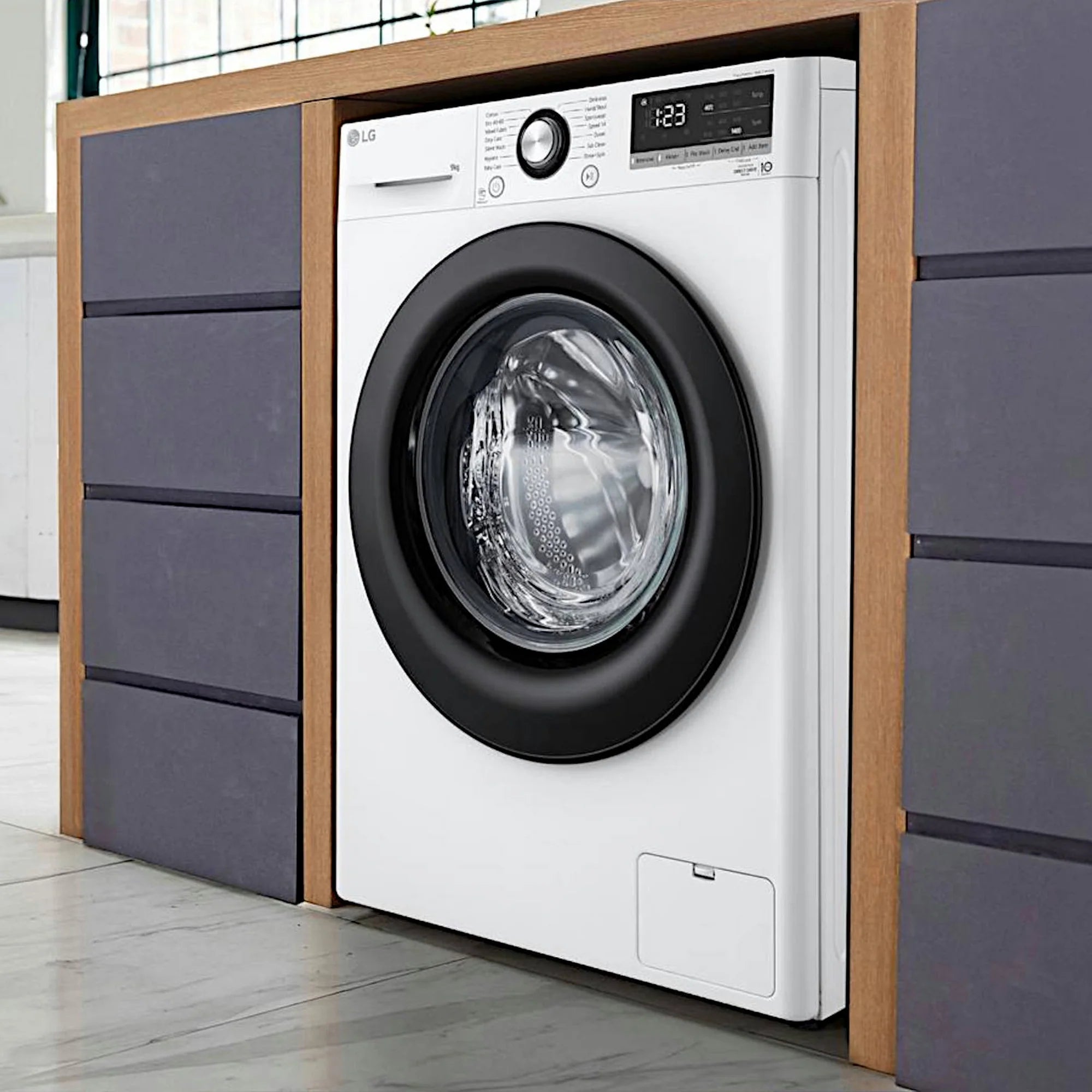 LG F4Y510WBLN1 10kg 1400 Spin Washing Machine - White