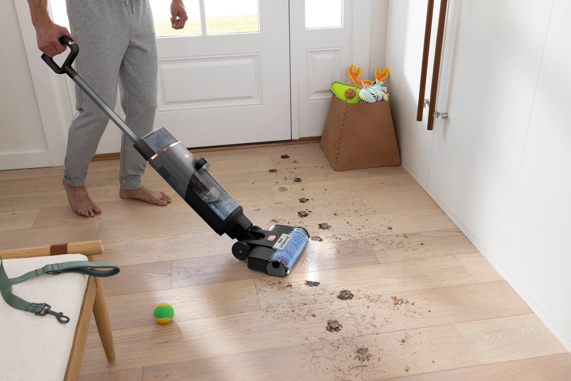 Shark WD210UK HydroVac Cordless Hard Floor Cleaner - Charcoal Grey